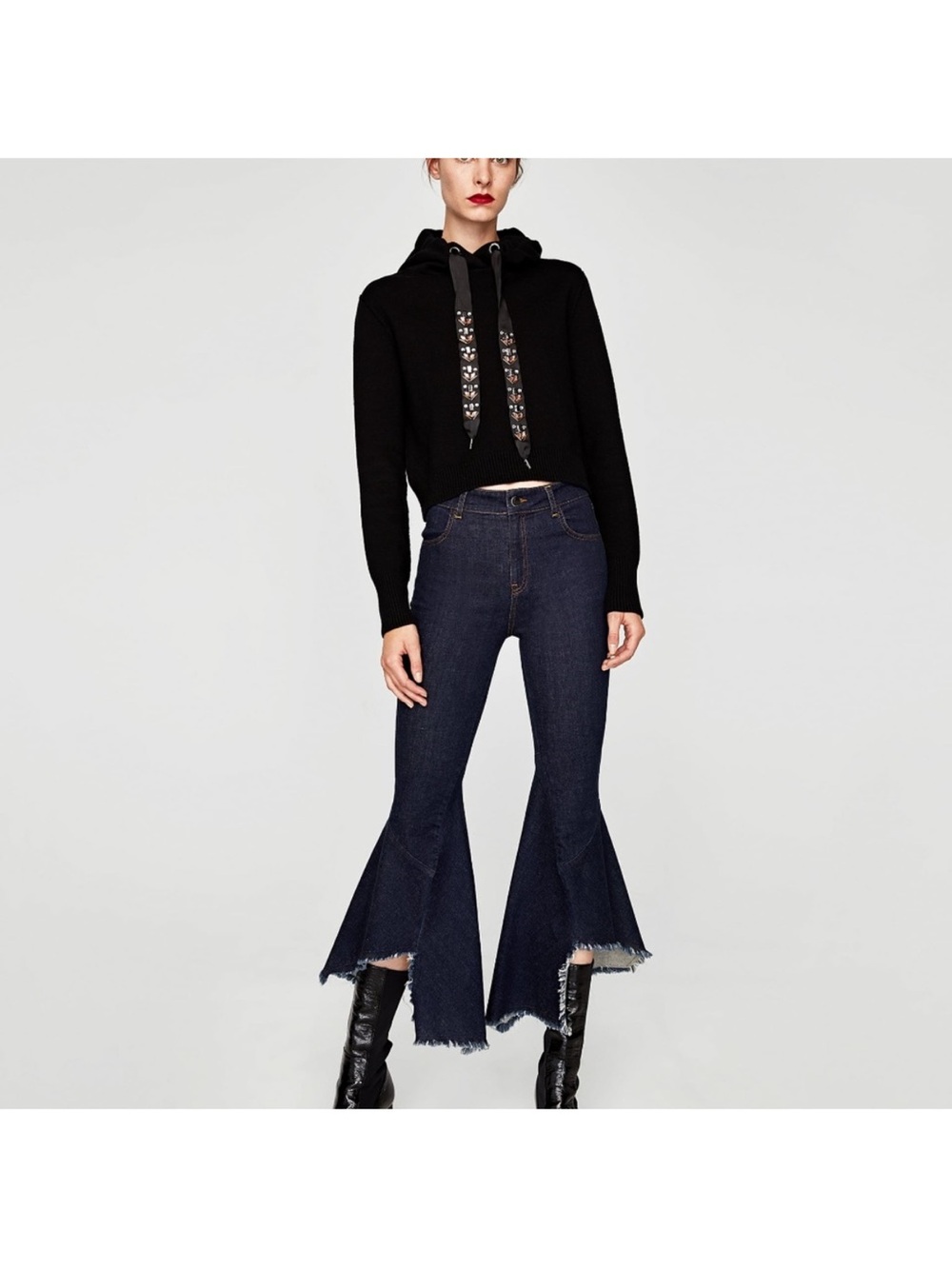 ZARA  Flared Hem Women’s Jeans